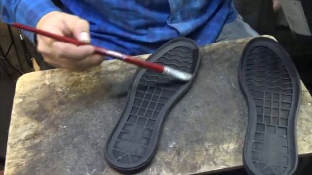 Будни сапожной мастерской / 3 / Ручной инструмент из Германии - нашёл мастера. смотреть онлайн