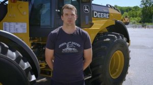 Фронтальный погрузчик John Deere 544К-II  в сельскохозяйственном применении