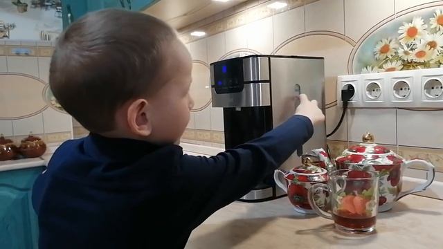 Готовим чай! ☕ Обзор термопота Kitfort КТ-2501. смотреть онлайн