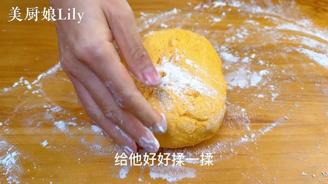我家紅薯從不烤著吃，教你從沒吃過的做法，比包子餡餅好吃，真香 ，【麗麗廚房】，#紅薯卷餅料理，#紅薯卷餅食譜，#紅薯的做法，sweet potato dishes, Recipe