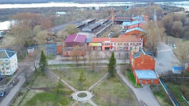Привет Красный фарфорист,и великая ранее Кузнецовская фарфоро-фаянсовая фабрика