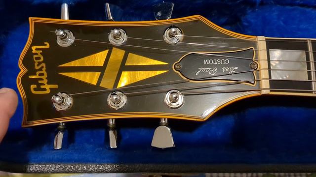 One of the first Silverburst Gibson Les Pauls ever made!! смотреть онлайн