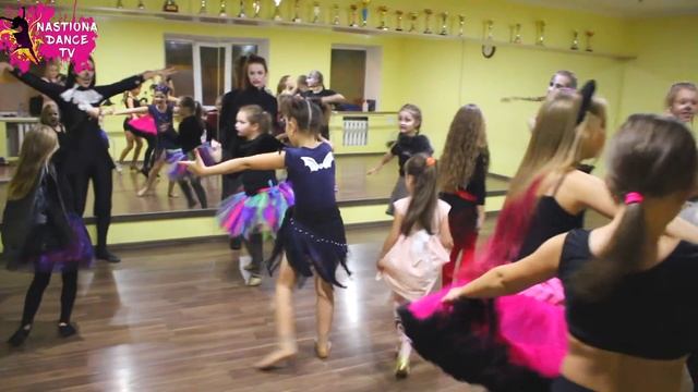 Моя тренировка на ХЭЛЛОУИН 2017 / ТАНЦЫ смотреть онлайн