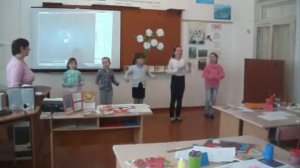 Урок технологии в 4 классе