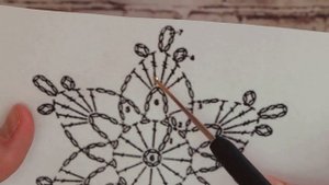 ❄️СНЕЖИНКА КРЮЧКОМ ❄️ КРАСИВАЯ И ПРОСТАЯ. МК для начинающих вязать крючком