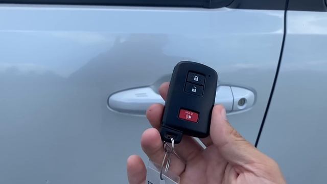 Attention all Toyota owners with a PUSH BUTTON START! - prevent car theft!!! смотреть онлайн