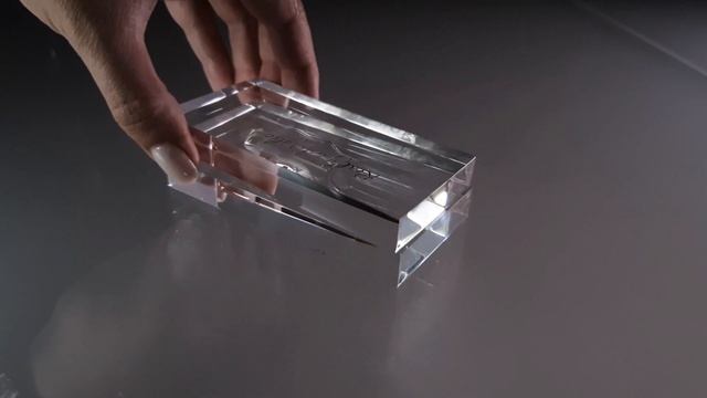 УФ клей для оргстекла ADIEN. Склейка поверхностей смотреть онлайн