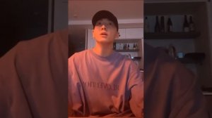 Live Чонгука Перед уходом в армию 8.12.23 ...( озвучка )