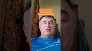 Кто людям помогает,  тот тратит время зря.   Хорошими делами прославиться нельзя.