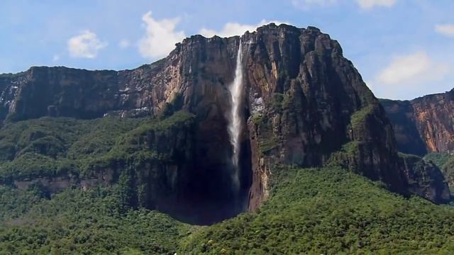 Водопад с наибольшей глубиной Анхель