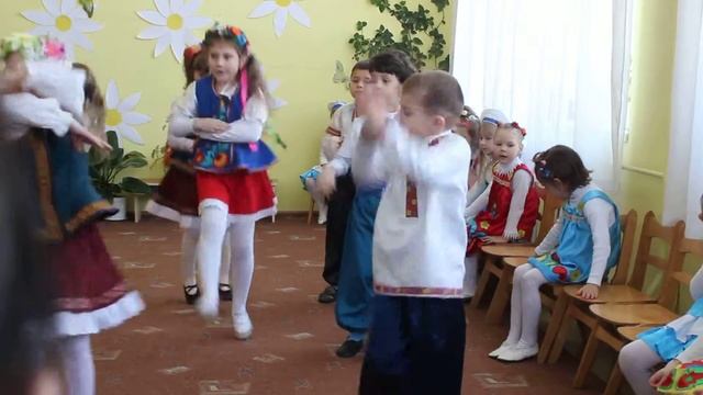 ко дню 8 марта смотреть онлайн