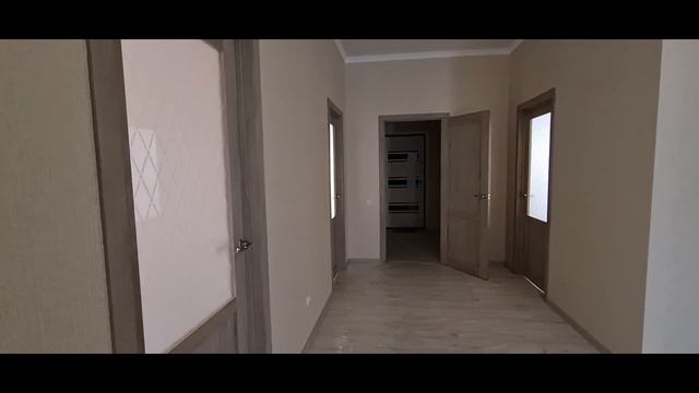 Видео обзор дома с цокольным этажом (7.8млн.р.) Тел: +7-904-539-34-34 смотреть онлайн