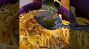 Быстрый и вкусный корейский салат с грибами Эноки. Идеи новогоднего салата