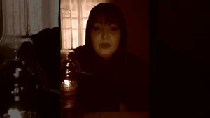 Актриса Табасаранского театра Бикеханум Раджабова читает стих-е Зумруд Ханмагомедовой .