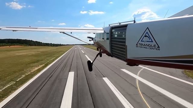 Я оплачу Все, что ты вместишь в этот Треугольник смотреть онлайн