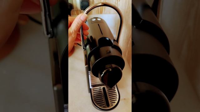 Making coffee with Nespresso capsule coffee machine #coffee #nespresso #capsule #machine