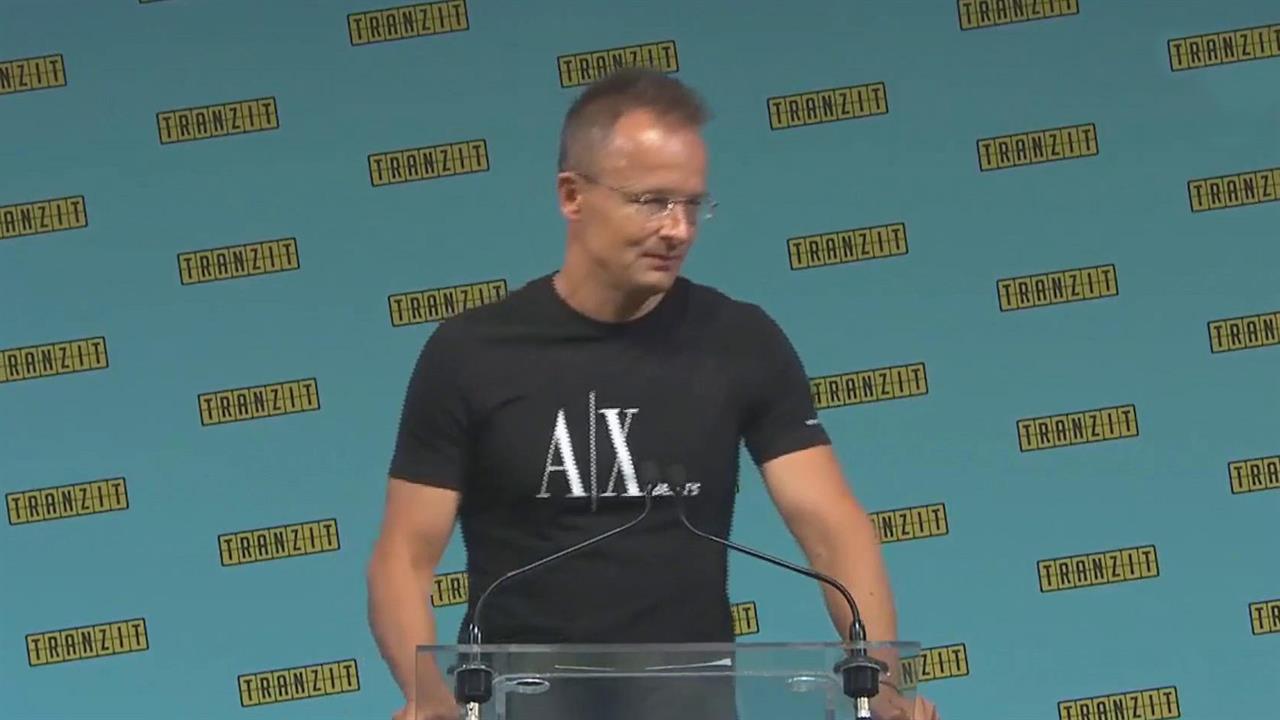 Венгрия открыто критикует поставки оружия киевскому режиму