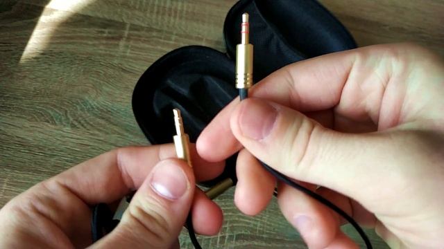 Обзор Hi-Res наушников Xiaomi Mi Headphones (50мм, бериллий) смотреть онлайн