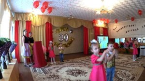 Танец с буквами "Антошка" - песня "Детский сад - это домик для ребят!"