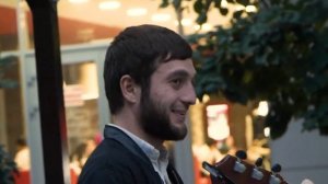 ГИТАРИСТ AkStar в ЧЕЧНЕ ПРИТВОРИЛСЯ НОВИЧКОМ