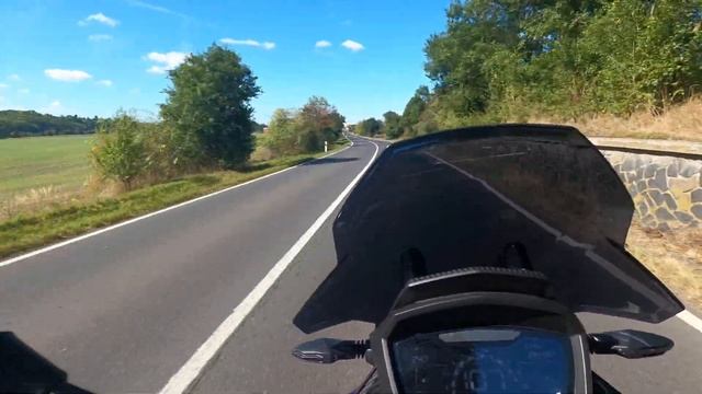 Aprilia SR GT 125 - První garanční prohlídka + jízda смотреть онлайн