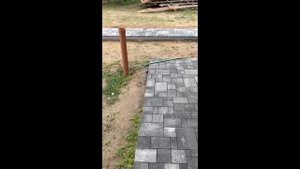 Бордюр невидимка из металлического уголка