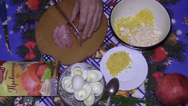КРАСИВАЯ ПОДАЧА ФАРШИРОВАННЫХ ЯИЦ  ЯЙЦА ФАРШИРОВАННЫЕ ВЕТЧИНОЙ ПРОСТОЙ РЕЦЕПТ