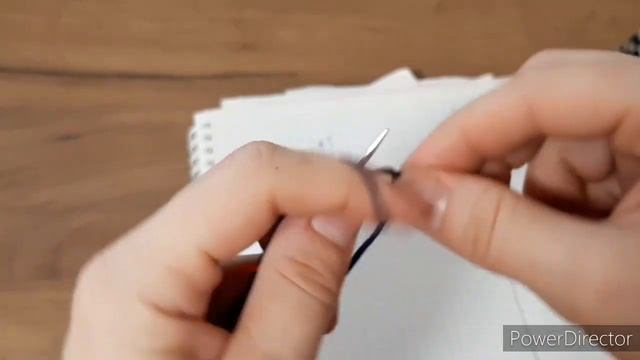 Двухцветный узор из снятых петель// #вязаниеспицамиузоры
