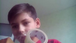 Dimaguy обмотан скотчем