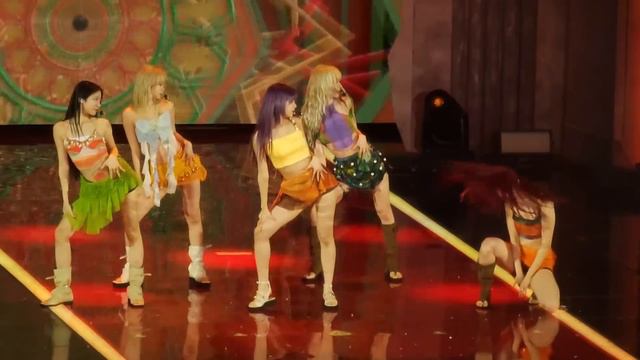 [MIRRORED] LE SSERAFIM - 'SMART' Dance Practice смотреть онлайн