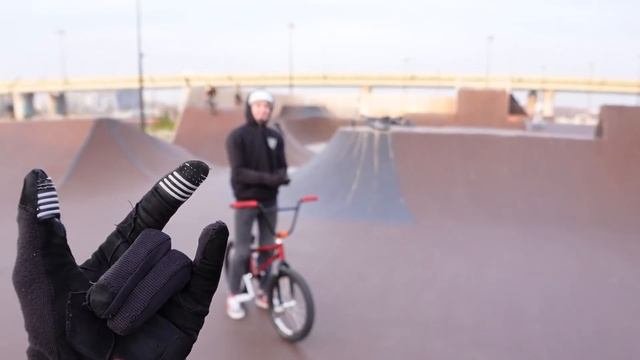 ПО ТРЮКУ НА КАЖДУЮ БУКВУ АЛФАВИТА смотреть онлайн