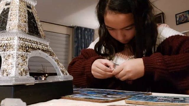 EIFFEL TOWER DURING THE NIGHT | EIFFEL TOWER NIGHT EDITION 3D | HANNAMIE ASSEMBLING THE EIFFEL TOWE смотреть онлайн