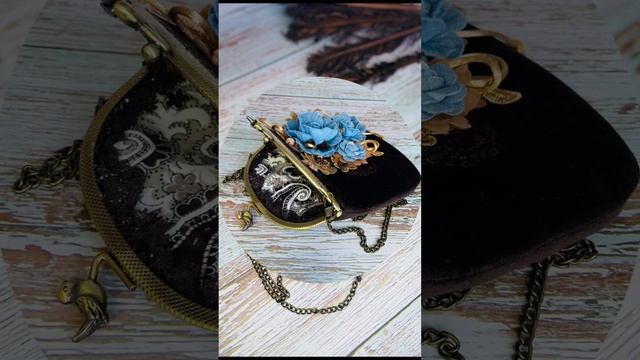 Сумка-карман с цветочным декором 29-10-2023 смотреть онлайн