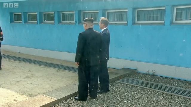 Ким Чен Ин Жанубий Кореяга қадам қўйган тарихий лаҳзалар смотреть онлайн