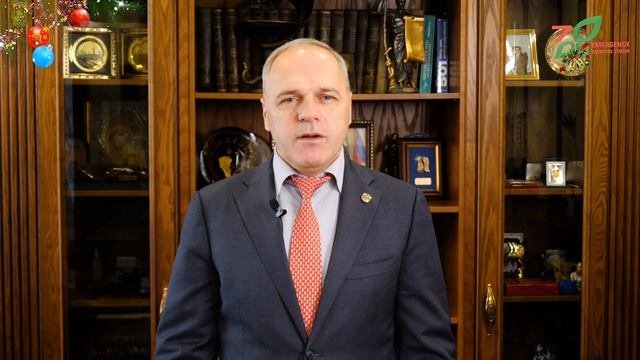 С наступающим новым годом! - YouTube