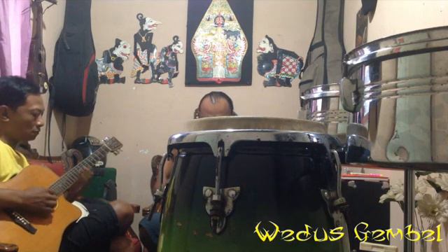 Djanggo Reinhard - Minor swing (cover) смотреть онлайн