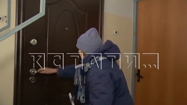 Группа социально-опасных бабушек устраивает скандалы, а уголовные дела возбуждают против соседей смотреть онлайн