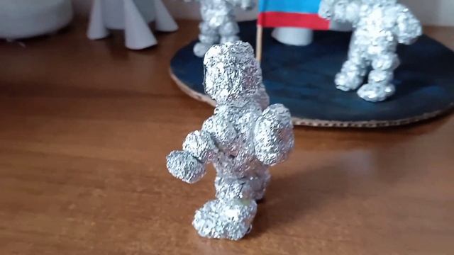 Как сделать космонавта из фольги смотреть онлайн