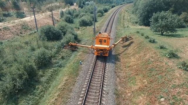 Кусторез на рельсовом ходу