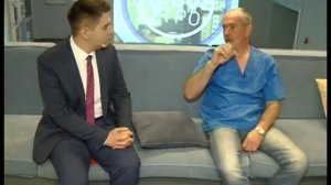 Сидите на диване правильно