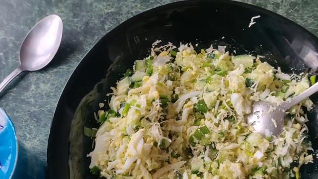 Салат из черемши с яйцом,огурцом и сыром смотреть онлайн