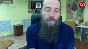 Посещать храм в воскресенье или в будни