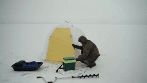 Зимняя рыбалка на озере ИЛЬМЕНЬ