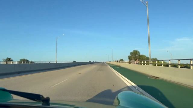 1975 PORSCHE 911S 3.8L SIGNAL GREEN DRIVING IN MIAMI смотреть онлайн
