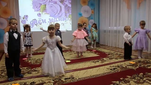 Танец средней группы "Ладошки" смотреть онлайн