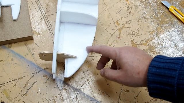 ч 5 Как сделать самолёт на радиоуправлении из потолочки без чертежа. (Любой!) Самолёт без чертежа.