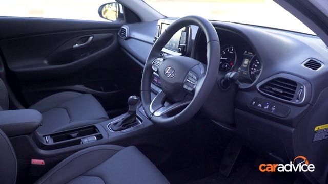 Hyundai i30 Elite 2020 review | Pick of the Hyundai range смотреть онлайн