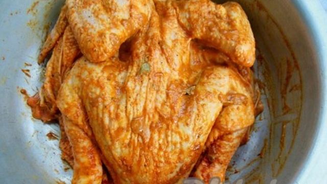 Курица целиком в горчице в духовке