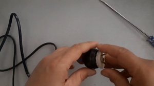 Как подключить ПАТРОН для Лампочки....