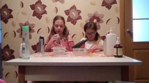 Как сделать слайм в домашних условиях/без клея и загустителя!!!